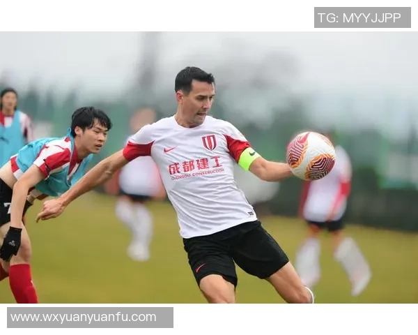 成都网球队灵活性探讨：提升竞技水平与团队协作的新策略